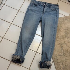 White House black market 6